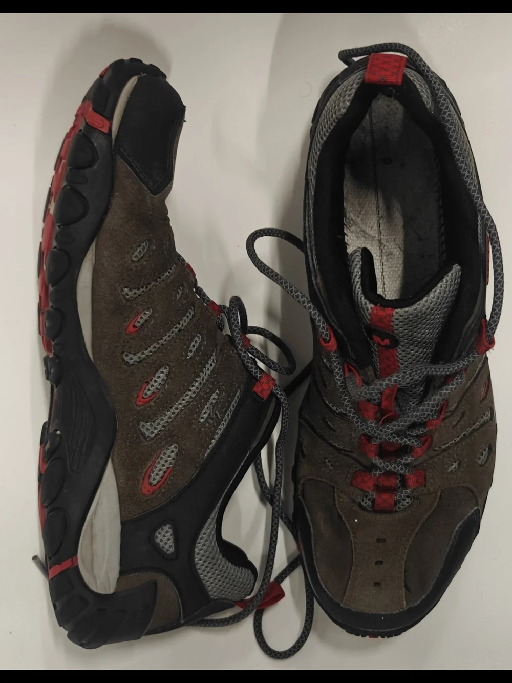 Merrell men trail